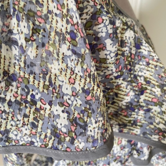 Scoop neck peplum top with vertical ruffles - Picture 6 of 7